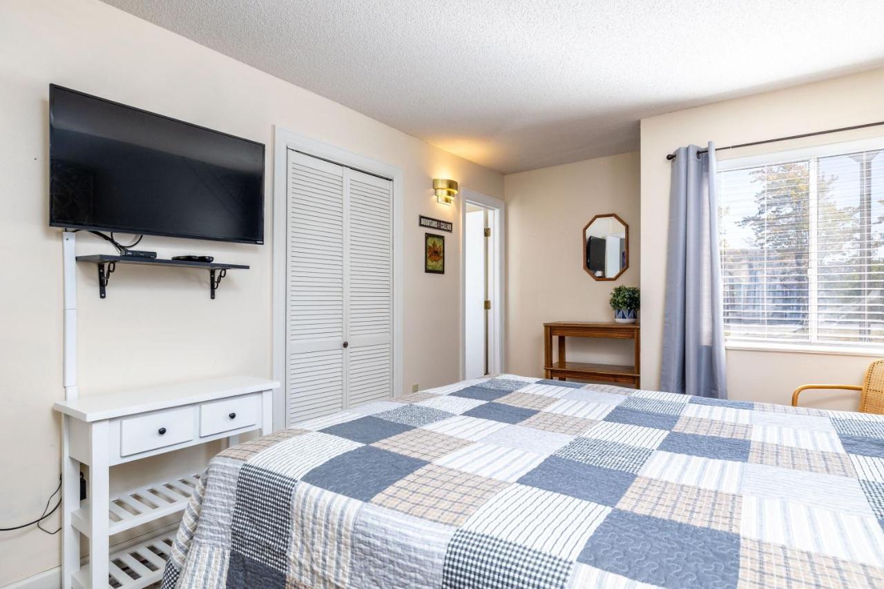 Wow Views!!-Mountain Escape-Outdoor Pool-Close To Downtown-Wifi-Cable-Private Balcony Gatlinburg Extérieur photo