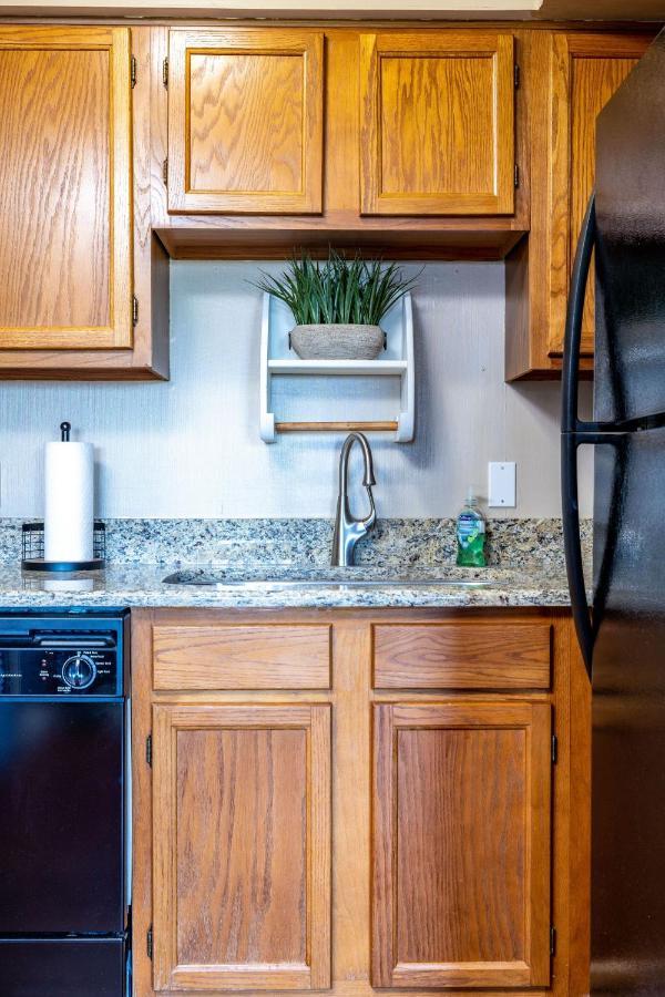 Wow Views!!-Mountain Escape-Outdoor Pool-Close To Downtown-Wifi-Cable-Private Balcony Gatlinburg Extérieur photo