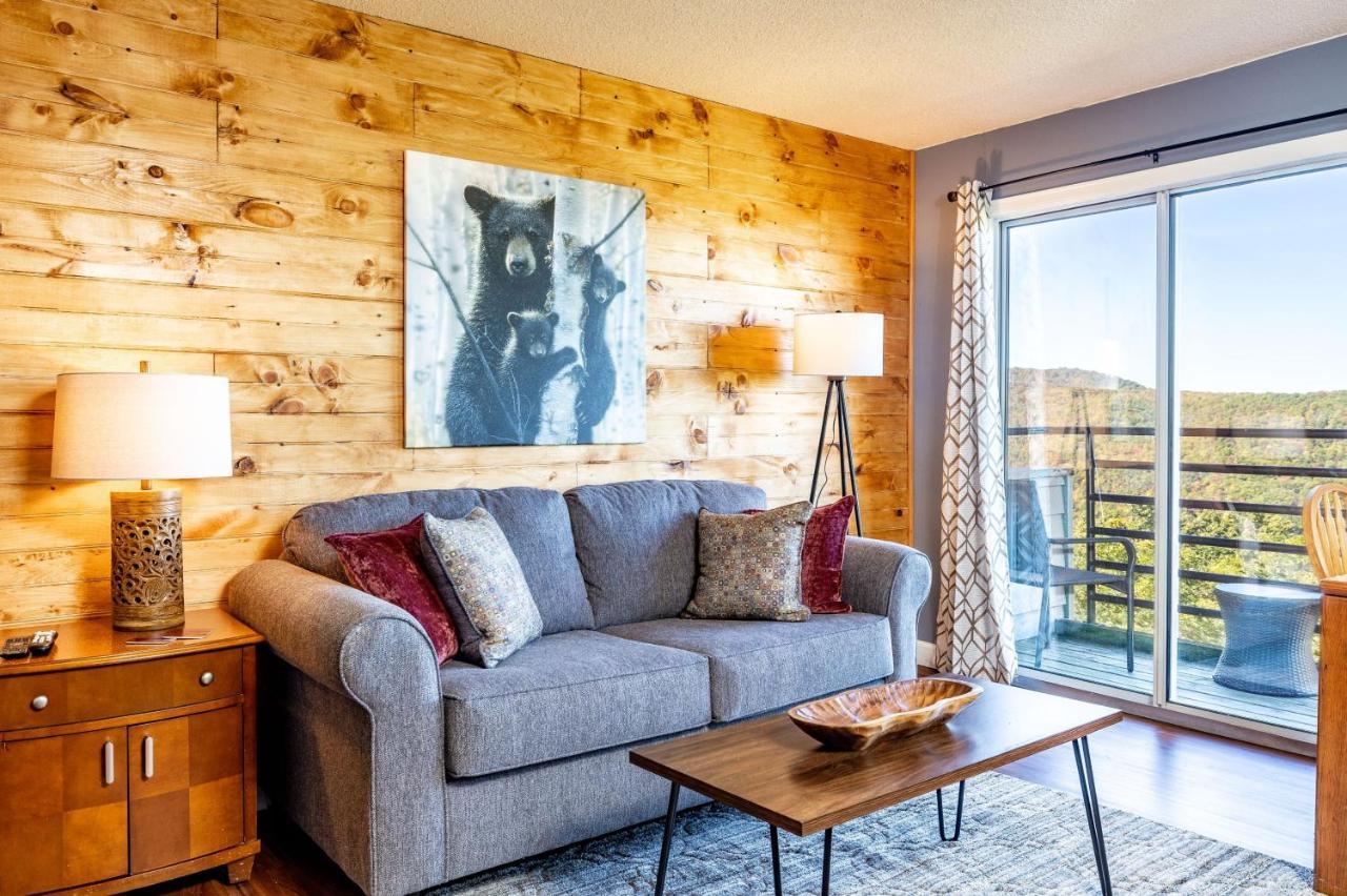 Wow Views!!-Mountain Escape-Outdoor Pool-Close To Downtown-Wifi-Cable-Private Balcony Gatlinburg Extérieur photo